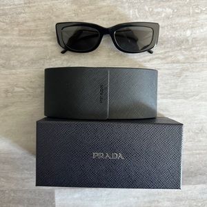 Prada/ PR 14YS Sunglasses